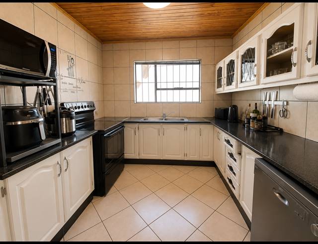 3 BEDROOM HOUSE FOR SALE IN LENTELAND